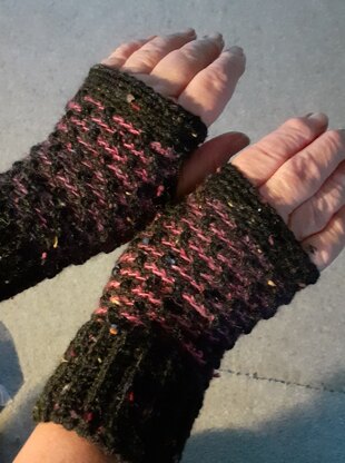 Festival Mosaic fingerless gloves