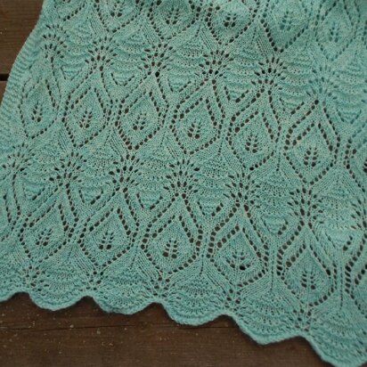 Fairy Leaves on the Waves Shawl