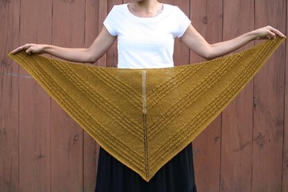 Goldie Shawl