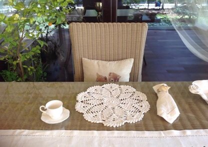 Crochet Placemat & Coaster Set N 106