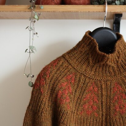 Grass whispers pullover