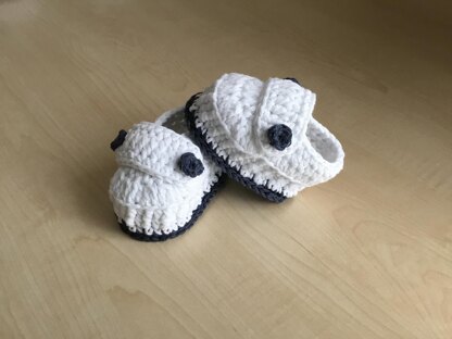 Baby Bootie & Hat Set N 264