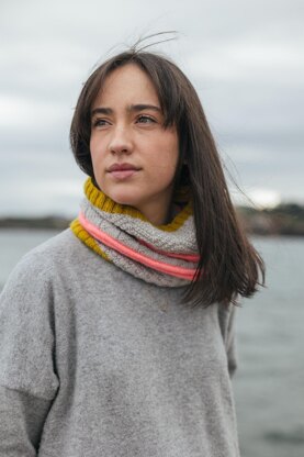 Port Vell Cowl