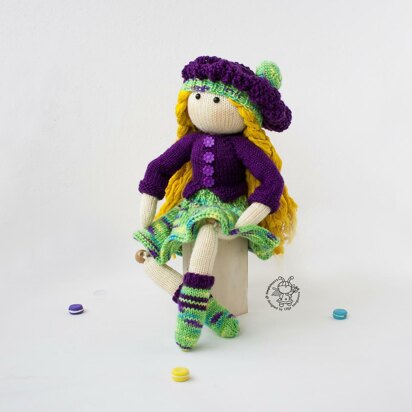 Doll Janet (Beads jointed ) knitted flat