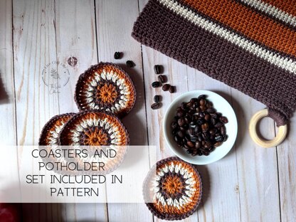 Hanging potholder and coaster set