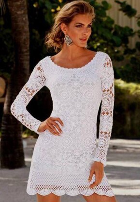 Chic long-sleeve midi medallion dress.