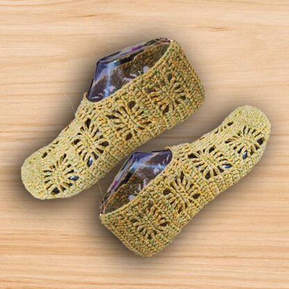 Crochet shoes pattern