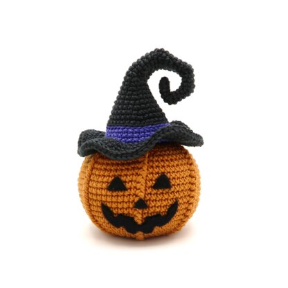 Pumpkin with Witch Hat