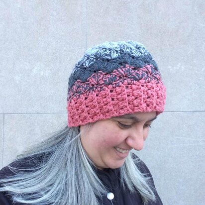 Ombré Shells Hat