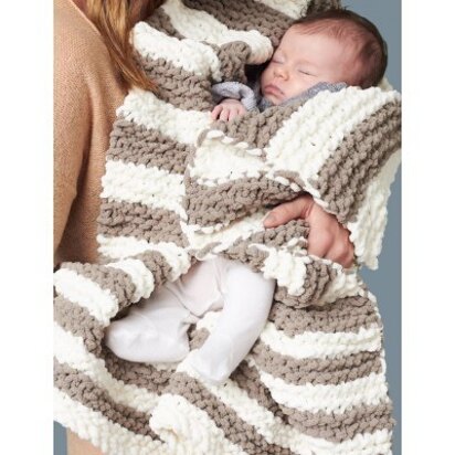 In A Wink Baby Blanket in Bernat Baby Blanket Big Ball - knitting pattern