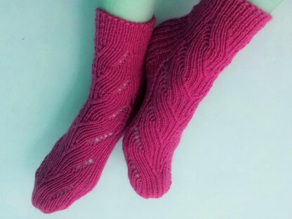 Lace socks. Knitting pattern