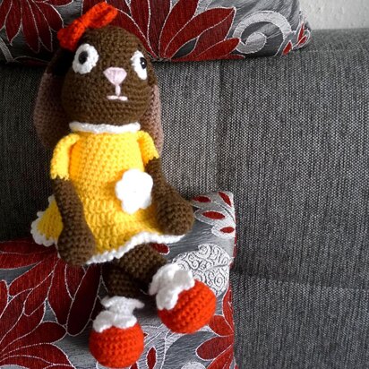 Crochet Pattern for the Bunny Siri!
