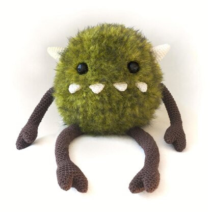 Harry the furry monster Amigurumi