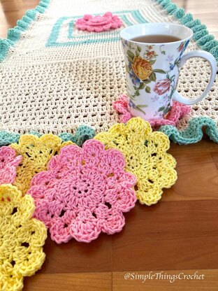 Spring Table Runner & Flower Coaster Set