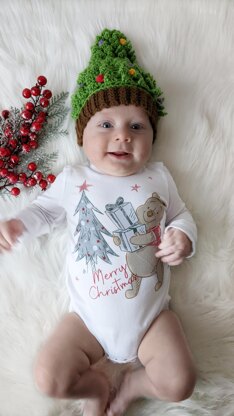 Christmas Tree Baby Hat crochet pattern