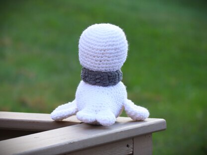 Snowflake the Seal Amigurumi