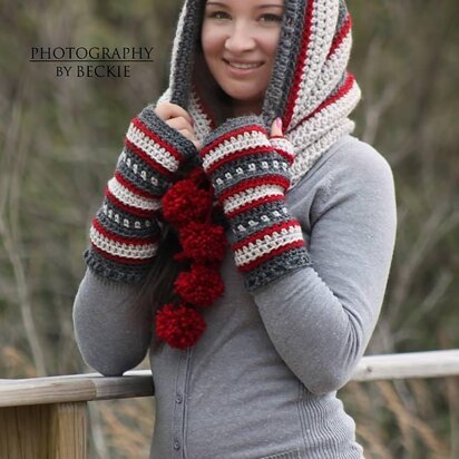 Dylan Hooded Cowl