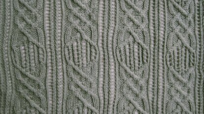 Sabae Cable Lace Shawl