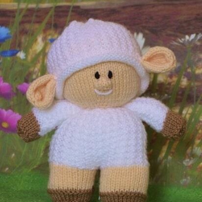 Baa-rbra the Sheep - knitting pattern