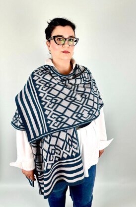 GeoChic crochet cape