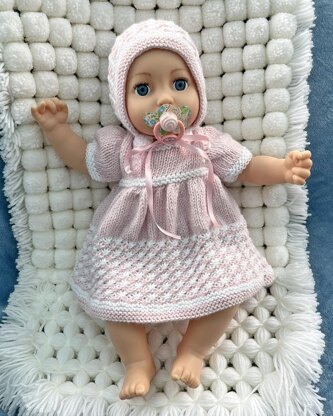 P144 Dolls Dress and Bonnet
