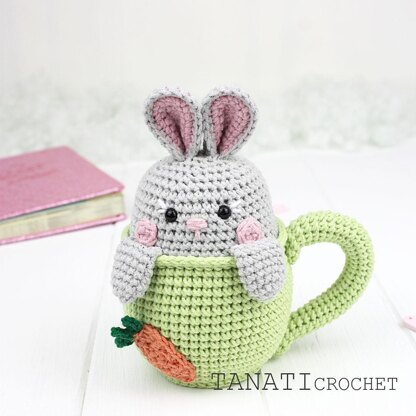 Rattle bunny in the cup