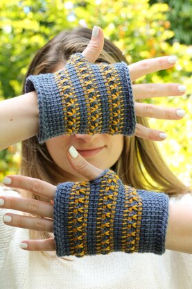 Jindabyne Fingerless Mittens