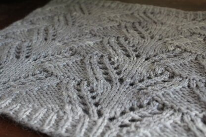 Bryony Lace Cowl