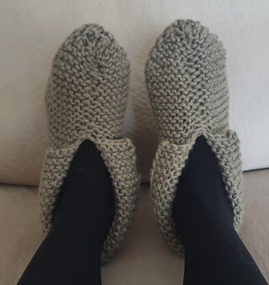 Sampson - Chunky garter stitch slippers with cuff