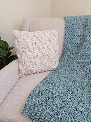 Mila Crochet Blanket