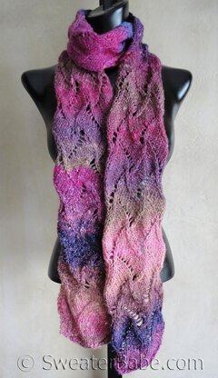 #37 Curvy Scroll Scarf