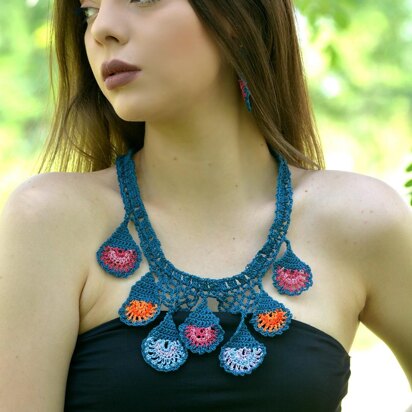 Peacock Feathers Oya Necklace