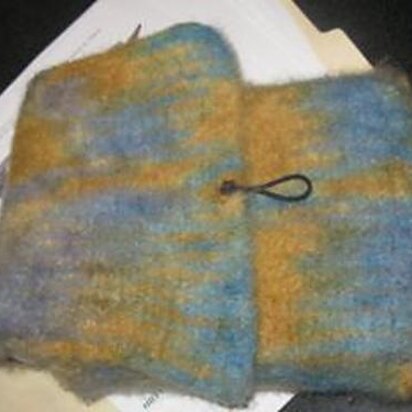 Felted Kindle Pouch