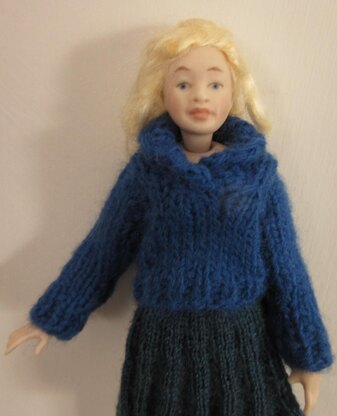 1:12th scale Ladies chunky jumper