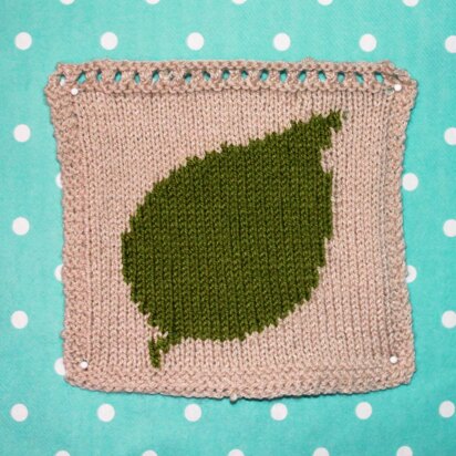 Silver Birch Leaf Intarsia Square