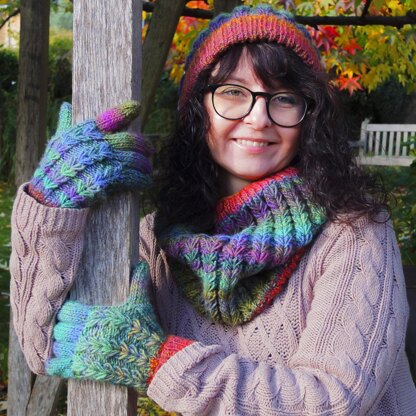 Pines and Maples Trio (Hat, Cowl, Gloves)