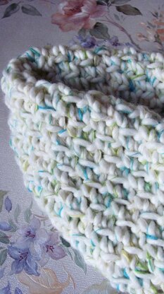 Seed Stitch Cowl