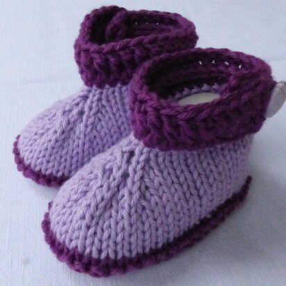 Strickanleitung Babyschuhe / Booties kombiniert mit Häkeln