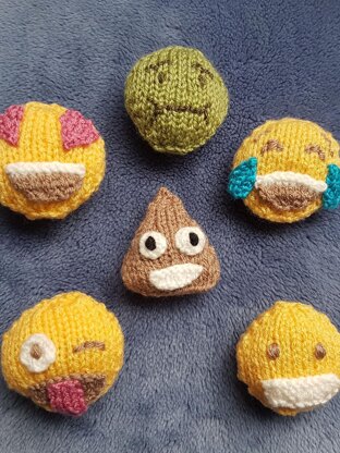 Knitted Faces Emoji-Style