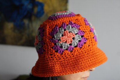 Granny square bucket hat