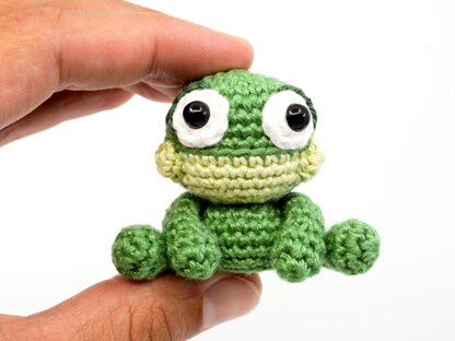 Mini Frog Crochet Pattern