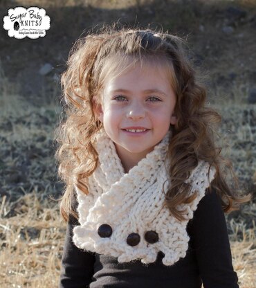 Cabled Knit Cowl