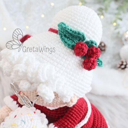 Santa Claus and Mrs. Claus