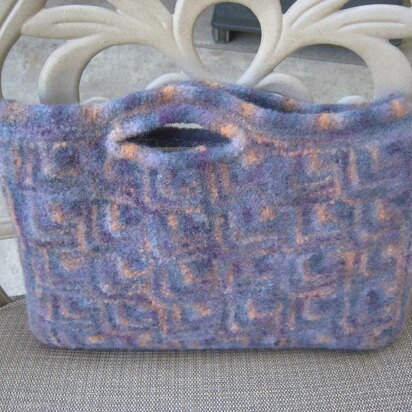 Window Maker Netbook Bag - knitting pattern