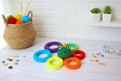 Stacking rings Rainbow Frog