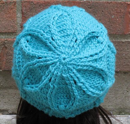 Waterlily Slouchy Beret