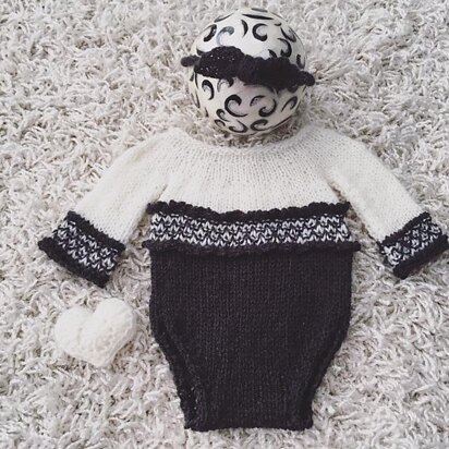 Gingham romper set - knitting pattern