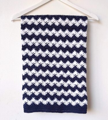 Nautical Waves Blanket