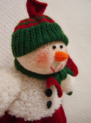 Toy knaitting patterns Christmas- Knit Mom and dad are snowmens with a baby