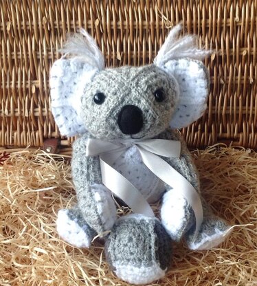 Granny Square Koala Bears